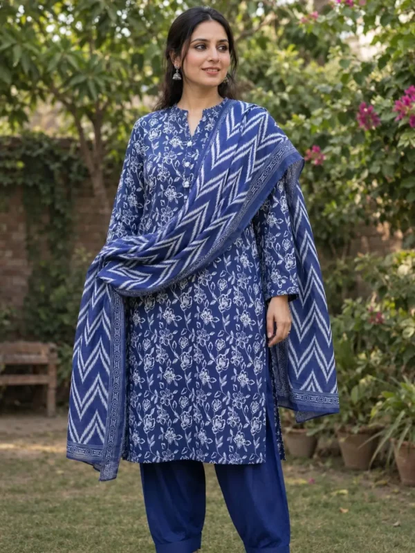 Stylish Lawn 3 Pcs Women's Unstitched Digital Print Suit 615 2 mz61500006081gdbg 764017001 product 1.webp